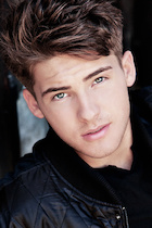 Cody Christian : cody-christian-1460868757.jpg