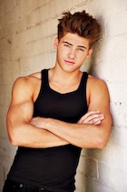 Cody Christian : cody-christian-1479572628.jpg