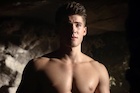 Cody Christian : cody-christian-1480031496.jpg