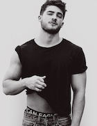 Cody Christian : cody-christian-1511412474.jpg