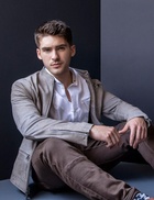 Cody Christian : cody-christian-1670186319.jpg