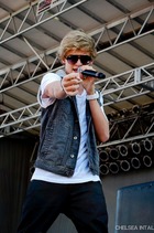 Cody Simpson : cody-simpson-1312735524.jpg