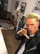 Cody Simpson : cody-simpson-1483209721.jpg