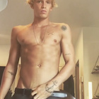 Cody Simpson : cody-simpson-1517599590.jpg