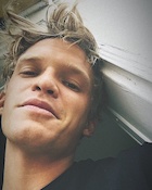 Cody Simpson : cody-simpson-1520910721.jpg