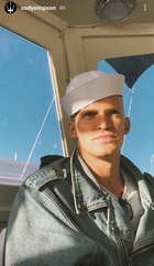 Cody Simpson : cody-simpson-1617103775.jpg