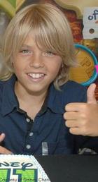 Cole & Dylan Sprouse : TI4U_u1136227780.jpg