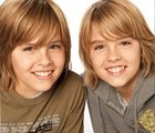 Cole & Dylan Sprouse : TI4U_u1142231176.jpg