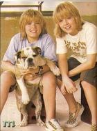 Cole & Dylan Sprouse : TI4U_u1147364640.jpg