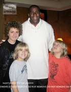 Cole & Dylan Sprouse : TI4U_u1150396000.jpg