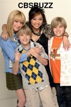 Cole & Dylan Sprouse : TI4U_u1219984359.jpg