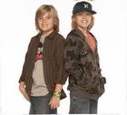 Cole & Dylan Sprouse : TI4U_u1229703076.jpg