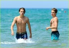 Cole Sprouse : TI4U1404229379.jpg