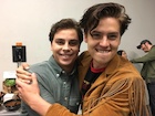 Cole Sprouse : TI4U1491020641.jpg