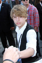 Cole Sprouse : cole_dillan_1276987630.jpg