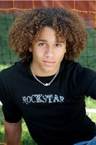 Corbin Bleu : TI4U_u1138487979.jpg