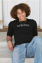 Corbin Bleu : TI4U_u1139893639.jpg