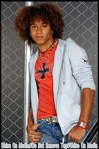 Corbin Bleu : TI4U_u1154583598.jpg