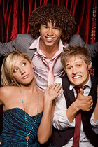 Corbin Bleu : TI4U_u1198779731.jpg