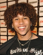 Corbin Bleu : corbin_bleu_1174685182.jpg