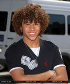 Corbin Bleu : corbin_bleu_1184253503.jpg