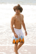 Corbin Bleu : corbin_bleu_1209740421.jpg