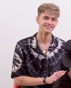 Corbyn Besson : corbyn-besson-1585076543.jpg