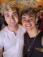 Corbyn Besson : corbyn-besson-1585078185.jpg