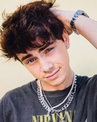 Corbyn Besson : corbyn-besson-1613414937.jpg