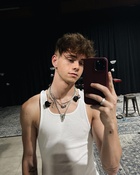 Corbyn Besson : corbyn-besson-1622238263.jpg