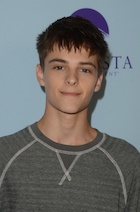 Corey Fogelmanis : corey-fogelmanis-1516850250.jpg