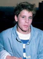 Corey Haim : coreyh_1270929013.jpg