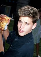 Corey Haim : coreyh_1270929061.jpg