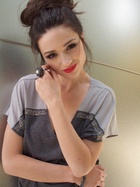 Crystal Reed : crystal-reed-1414168541.jpg