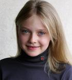 Dakota Fanning : TI4U_u1150081212.jpg