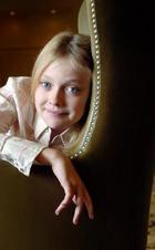 Dakota Fanning : TI4U_u1150081249.jpg