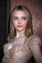 Dakota Fanning : dakota-fanning-1378399511.jpg