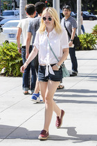 Dakota Fanning : dakota-fanning-1379036769.jpg