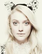 Dakota Fanning : dakota-fanning-1379112104.jpg