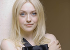 Dakota Fanning : dakota-fanning-1381090558.jpg