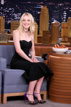 Dakota Fanning : dakota-fanning-1476547545.jpg