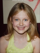 Dakota Fanning : dakota_fanning_1171905048.jpg