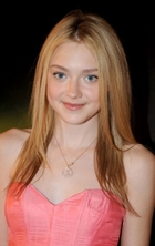 Dakota Fanning : dakota_fanning_1234286950.jpg