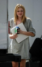 Dakota Fanning : dakota_fanning_1251175107.jpg