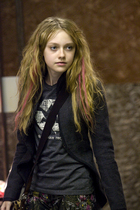 Dakota Fanning : dakota_fanning_1256689925.jpg