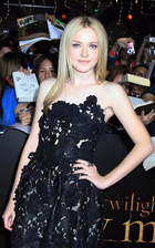 Dakota Fanning : dakota_fanning_1258522474.jpg