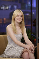 Dakota Fanning : dakota_fanning_1278819540.jpg