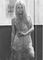 Dakota Fanning : dakota_fanning_1286205845.jpg