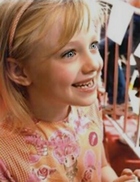 Dakota Fanning : ti4u_df_083005g7.jpg