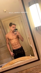 Daniel Seavey : daniel-seavey-1571191561.jpg